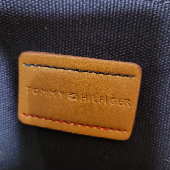 Nautical Tommy Hilfiger Bag - Picture 5 of 6